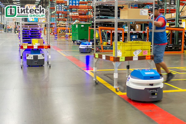 robot amr toi uu 2 quy trinh trong san xuat hang tieu dung