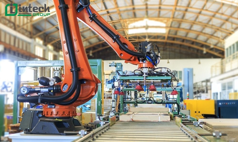 ung dung tu dong hoa trong san xuat tao nhung buoc chuyen manh me