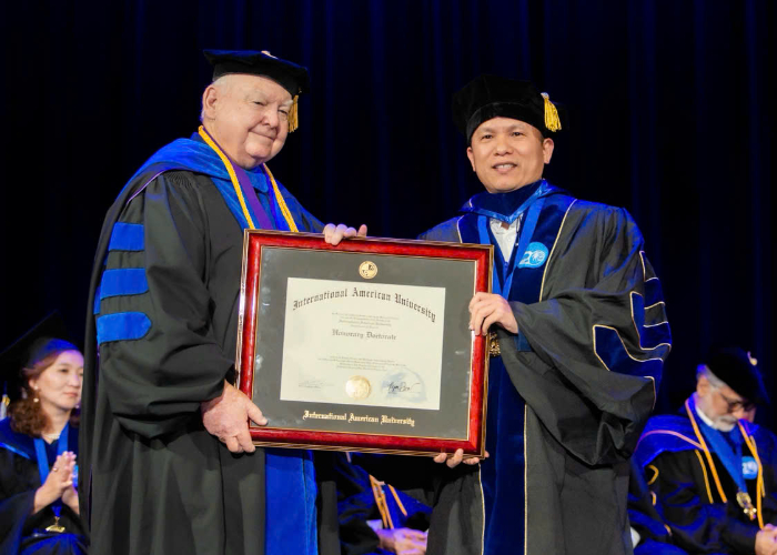 Hành trình phi thường từ con số 0 đến tiến sĩ danh dự quốc tế