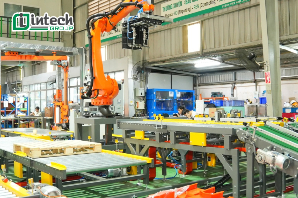Những thách thức tiềm ẩn và chiến lược giảm thiểu khi đầu tư vào robot đóng gói