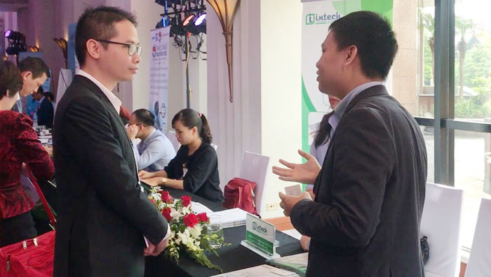 Tham quan intech group tại diễn đàn logistics
