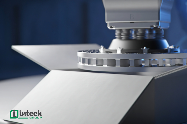 Máy kẹp chân không