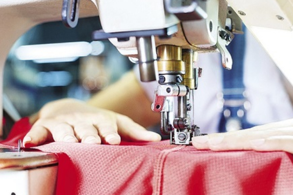 Quy trình trong dây chuyền sản xuất hàng may mặc