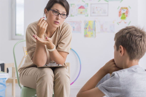 Robot không thể thay thế con người trong công việc đòi hỏi cảm xúc và sự đồng cảm