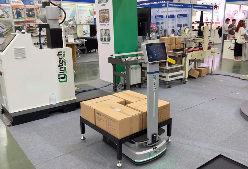robot tu hanh amr ita   e300 pro